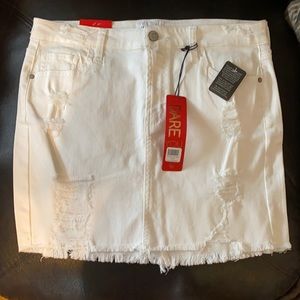 NWT Celebrity Pink white jean skirt